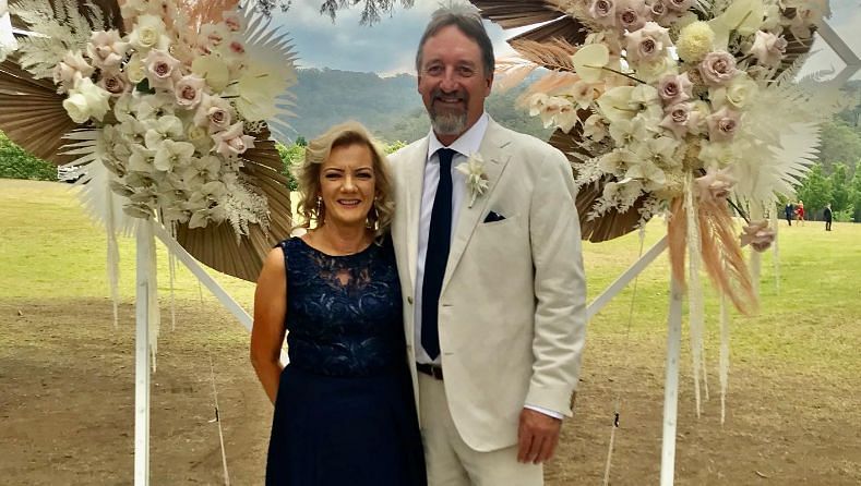 Mitchell Starc’s father Paul Starc and his mother Liz Starc. Source: @lizkiwi/Instagram